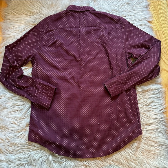 American Eagle Maroon Men’s Long Sleeve Button Down - Picture 5 of 5